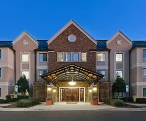 Photo 2 - Staybridge Suites Charlotte Ballantyne, an IHG Hotel