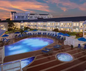 Photo 2 - Hyannis Harbor Hotel