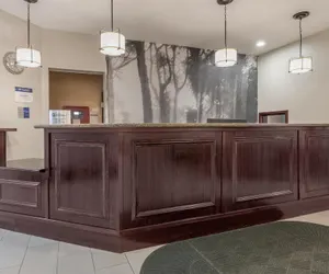 Photo 4 - Best Western Plus Executive Inn