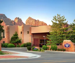 Photo 2 - Hampton Inn Sedona