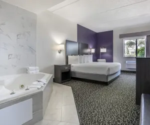 Photo 5 - Best Western Bolingbrook Hotel