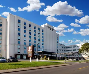 Photo 2 - DoubleTree by Hilton Hotel Niagara Falls New York