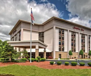 Photo 2 - Hampton Inn Elizabeth City