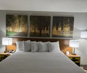 Photo 5 - Days Inn by Wyndham Clanton AL