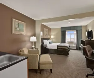 Photo 4 - Wingate by Wyndham Pueblo