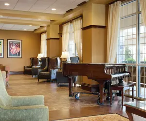Photo 5 - Chateau On The Lake Resort Spa and Convention Center