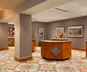 Photo 4 - Chateau On The Lake Resort Spa and Convention Center