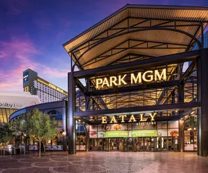 Photo 2 - Park MGM Las Vegas