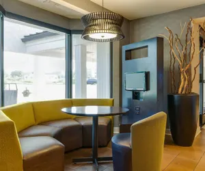 Photo 4 - Courtyard by Marriott Nashville at Opryland