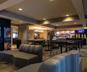 Photo 4 - Courtyard by Marriott Nashville at Opryland