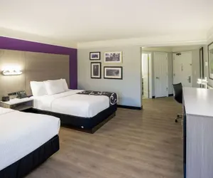 Photo 5 - La Quinta Inn & Suites by Wyndham Birmingham Hoover