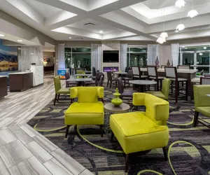 Photo 3 - La Quinta Inn & Suites by Wyndham Denver Boulder-Louisville