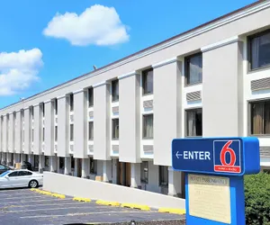 Photo 2 - Motel 6 Catonsville, MD – Baltimore West