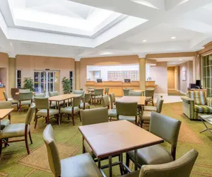 Photo 3 - La Quinta Inn & Suites by Wyndham Sherman