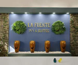 Photo 3 - La Fuente Inn & Suites