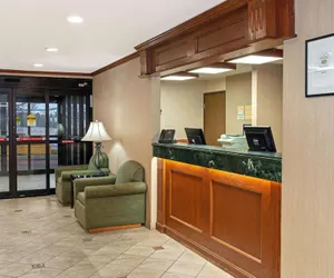 Photo 3 - La Quinta Inn & Suites by Wyndham Stevens Point