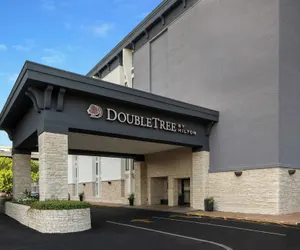 Photo 2 - Doubletree by Hilton Hotel Montgomery Downtown