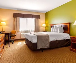 Photo 3 - Auburn House Hotel