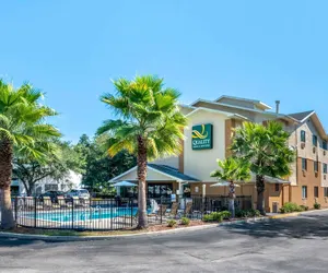 Photo 2 - Quality Inn & Suites Leesburg Chain of Lakes