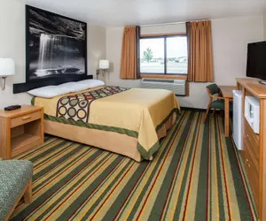 Photo 5 - Super 8 by Wyndham Ottawa Starved Rock