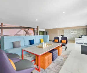 Photo 5 - Clarion Pointe