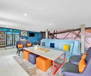 Photo 4 - Clarion Pointe