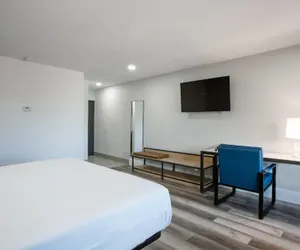 Photo 2 - Hotel Elev8 Flagstaff, Trademark Collection by Wyndham