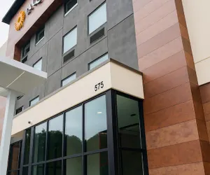 Photo 2 - La Quinta Inn & Suites by Wyndham Atlanta Roswell