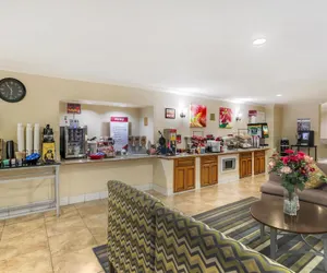 Photo 5 - Best Western Plus Pleasanton Inn