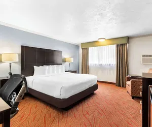 Photo 5 - Best Western Plus Parkway Inn
