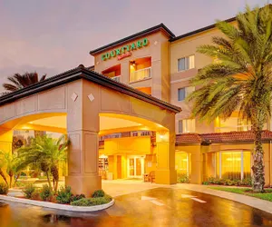 Photo 2 - Courtyard by Marriott West Palm Beach Airport