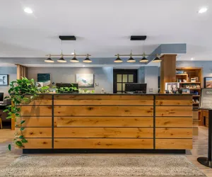 Photo 3 - Maine Evergreen Hotel, an Ascend Collection Hotel