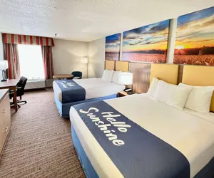 Photo 5 - Days Inn by Wyndham Rayne/Crowley