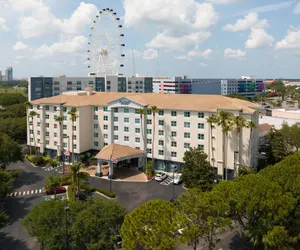 Photo 2 - Fairfield Inn & Suites Orlando Int'l Drive/Convention Center