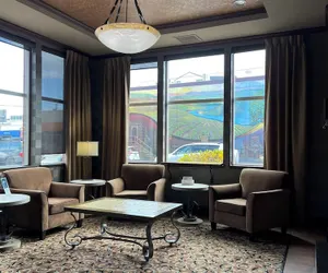 Photo 4 - Holiday Inn Express Hotel & Suites Portland-NW Downtown by IHG