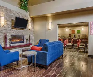 Photo 3 - Comfort Inn & Suites Grafton - Cedarburg