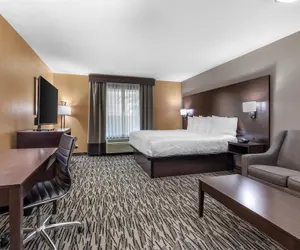 Photo 4 - Best Western Plus Denton Inn & Suites