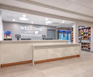 Photo 3 - Hampton Inn & Suites by Hilton West Little Rock