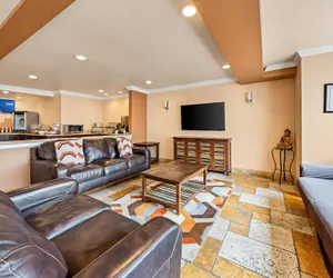 Photo 4 - Comfort Inn & Suites of Salinas