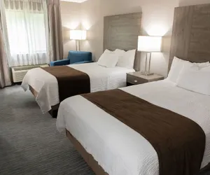 Photo 5 - Lomira Inn and Suites