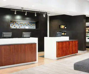 Photo 4 - Courtyard by Marriott Charlotte City Center