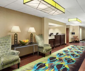 Photo 3 - Hampton Inn Dallas-Irving-Las Colinas