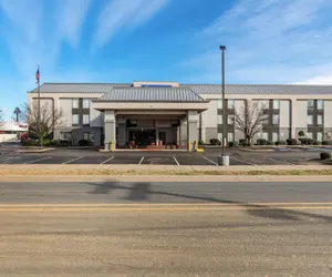 Photo 2 - Wingate by Wyndham Conway AR