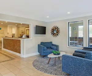 Photo 3 - Quality Inn & Suites Anaheim Maingate