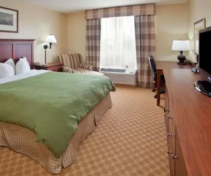 Photo 3 - Country Inn & Suites by Radisson, Birch Run-Frankenmuth, MI