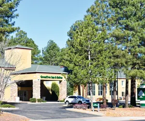 Photo 2 - GreenTree Inn & Suites in Pinetop