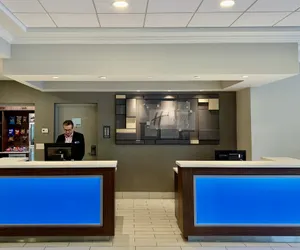 Photo 3 - Holiday Inn Express & Suites Boston - Cambridge, an IHG Hotel