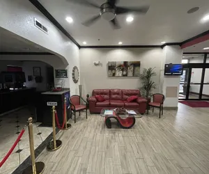 Photo 3 - Ramada by Wyndham Oklahoma City Airport North