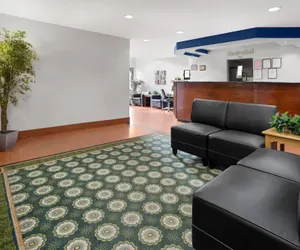 Photo 5 - Microtel Inn by Wyndham Albany Airport