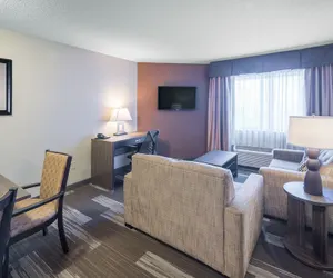 Photo 4 - Holiday Inn Express Hotel & Suites St. Paul-Woodbury, an IHG Hotel